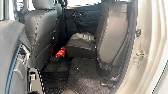 Isuzu D-max 15 of 17