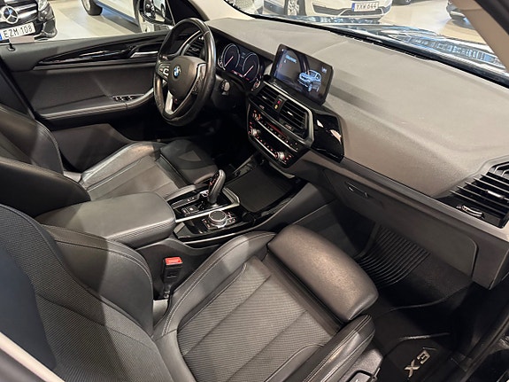 BMW X3 12 of 25