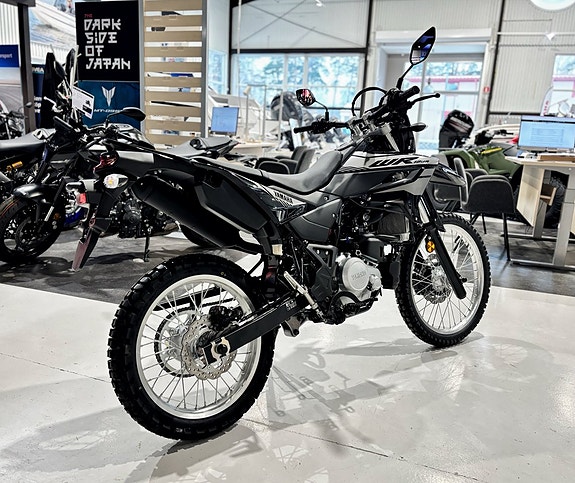 Yamaha WR125R 2 of 13
