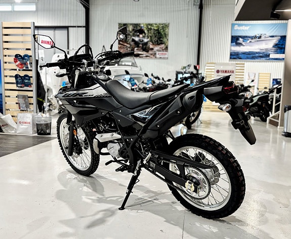 Yamaha WR125R 4 of 13