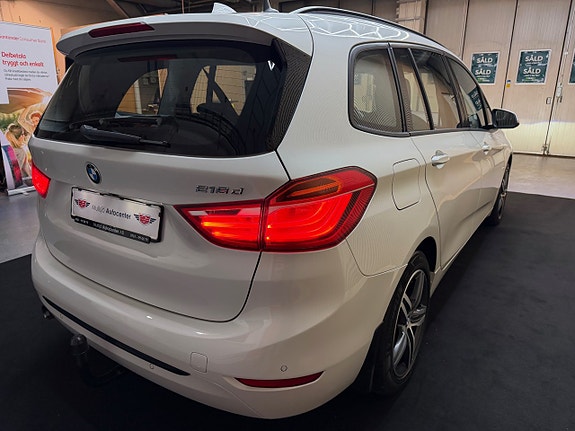 BMW 218d 5 of 5
