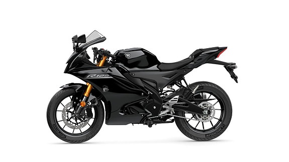Yamaha R125 7 of 12