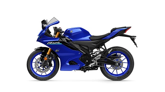 Yamaha R125 8 of 12