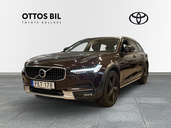 Volvo V90 Cross Country