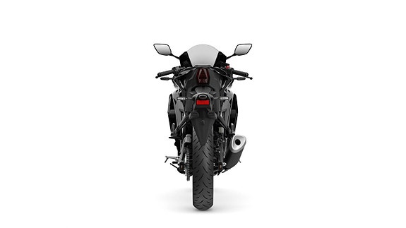 Yamaha R3 10 of 11