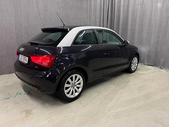 Audi A1 3 of 5