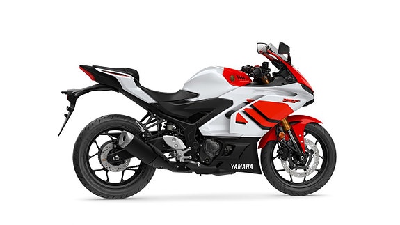 Yamaha R3 70th Anniversary 3 of 8