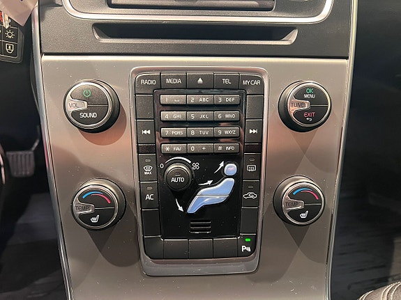 Volvo V60 13 of 24