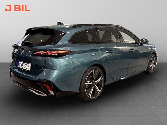 Peugeot 308 SW 3 of 5