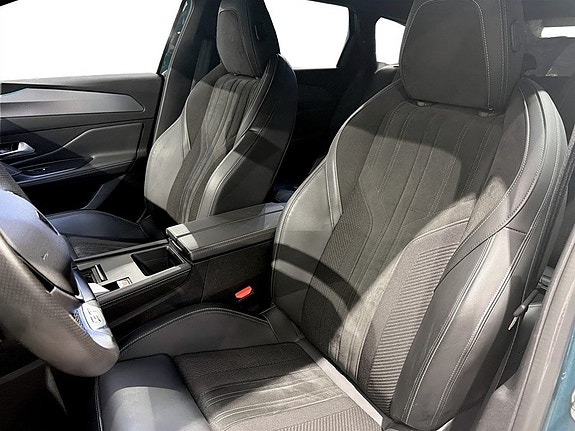 Peugeot 308 SW 5 of 5