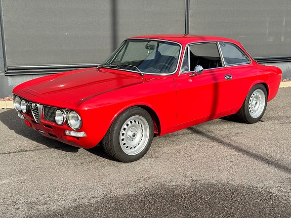 Alfa Romeo 2000 GTV