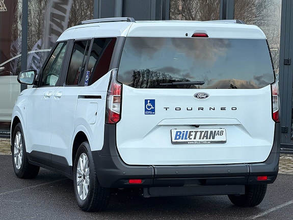 Ford Courier Tourneo 7 of 30