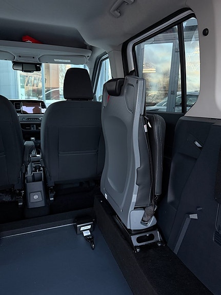 Ford Courier Tourneo 24 of 30