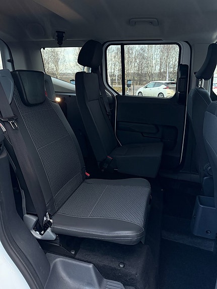 Ford Courier Tourneo 28 of 30
