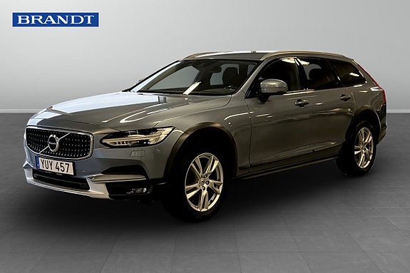 Volvo V90 Cross Country