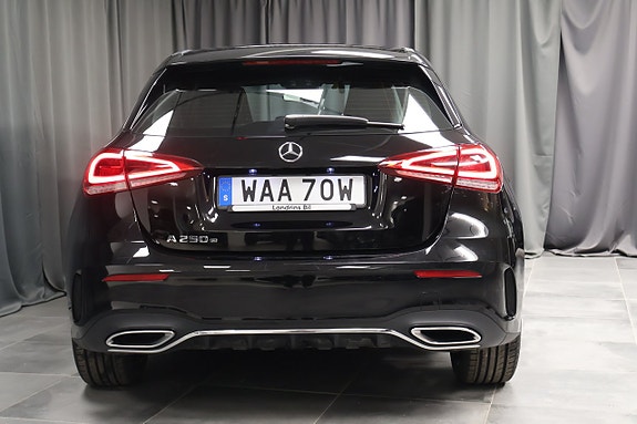 Mercedes-Benz A250 e 4 of 5