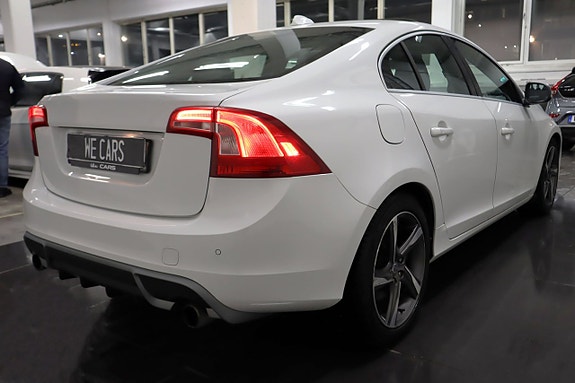 Volvo S60 9 of 19