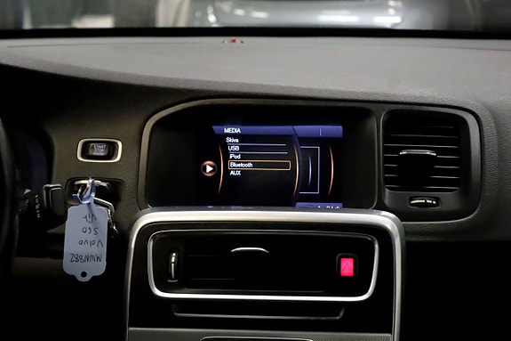 Volvo S60 17 of 19