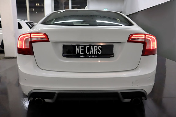 Volvo S60 8 of 19