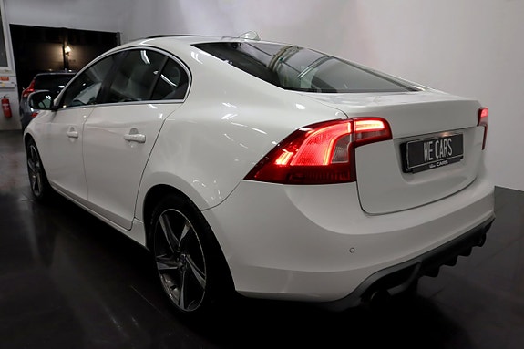 Volvo S60 7 of 19