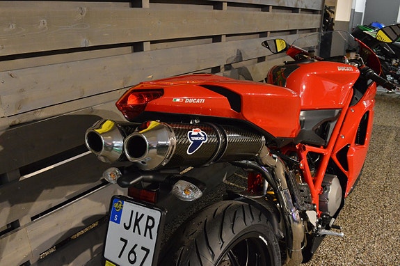 Ducati 848 / Endast 1475 mil / Superskick 9 of 12