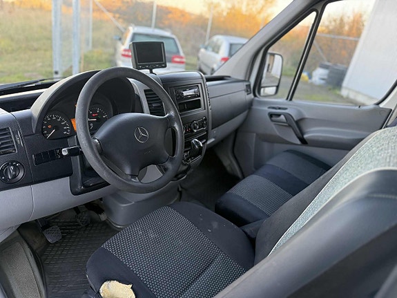 Mercedes-Benz Sprinter 311 18 of 18