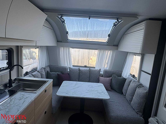 Adria ADORA 572 UT 3 of 19