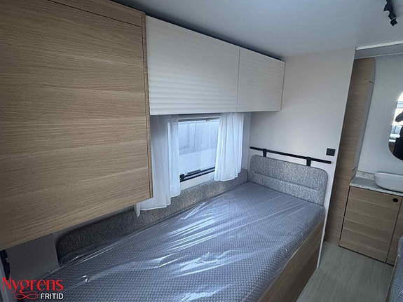 Adria ADORA 572 UT 14 of 19