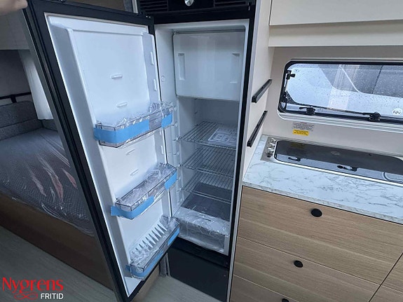 Adria ADORA 572 UT 11 of 19