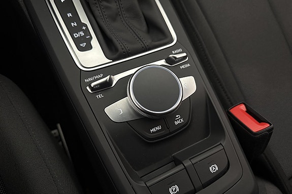 Audi Q2 18 of 22