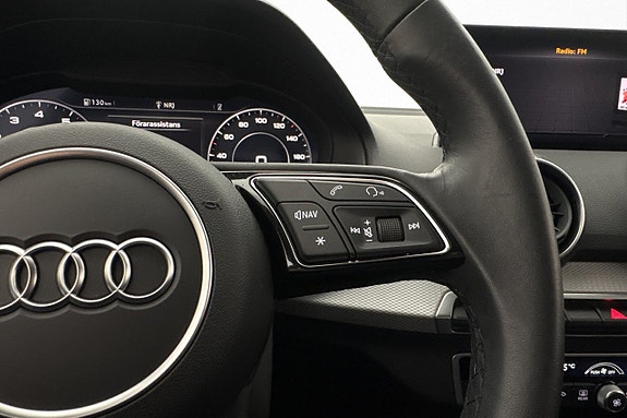 Audi Q2 13 of 22