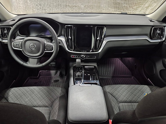 Volvo V60 6 of 11