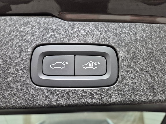 Volvo V60 8 of 11