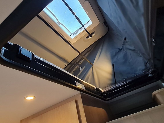 Sunlight Cliff 540 Vanlife aut, dieselvärme SVERIGEPREMIÄR 18 of 25
