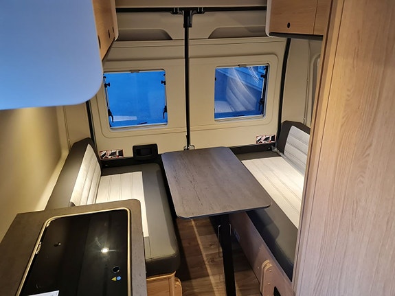Sunlight Cliff 540 Vanlife aut, dieselvärme SVERIGEPREMIÄR 11 of 25