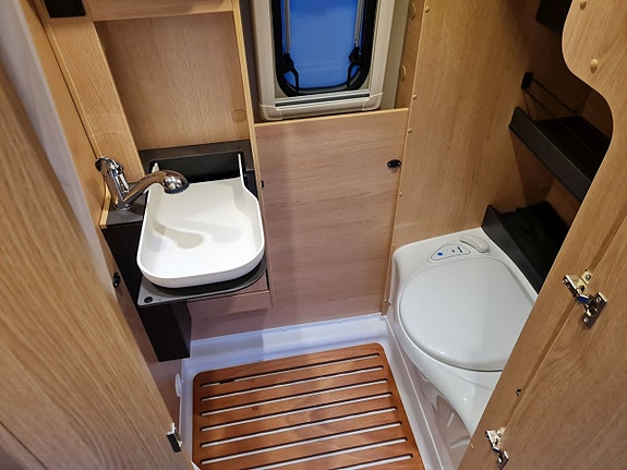 Sunlight Cliff 540 Vanlife aut, dieselvärme SVERIGEPREMIÄR 13 of 25