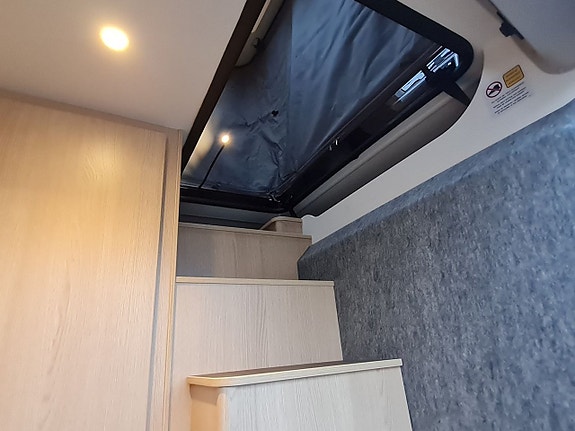 Sunlight Cliff 540 Vanlife aut, dieselvärme SVERIGEPREMIÄR 16 of 25