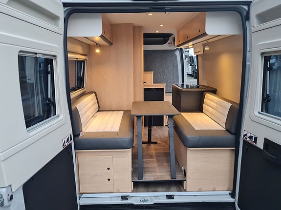 Sunlight Cliff 540 Vanlife aut, dieselvärme SVERIGEPREMIÄR 10 of 25