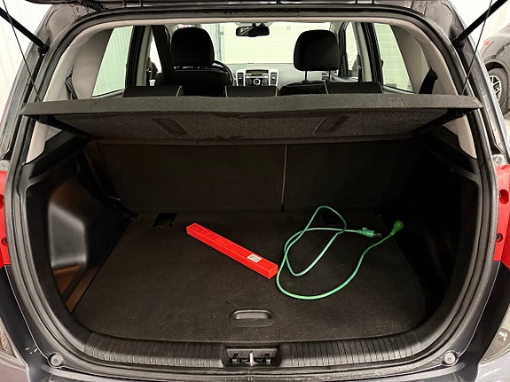 Kia Venga 7 of 22