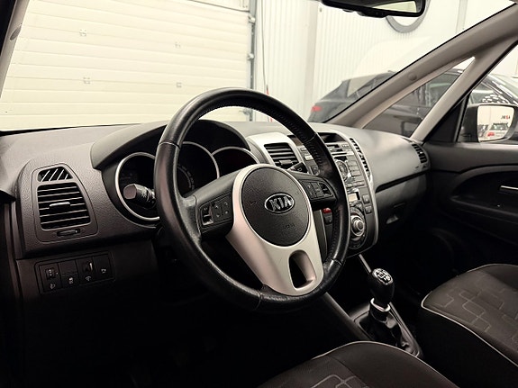 Kia Venga 16 of 22