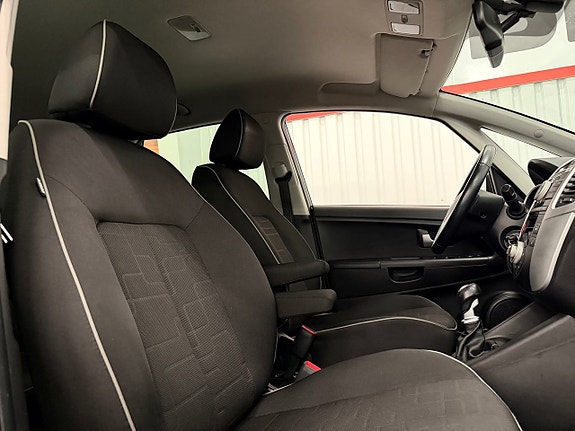 Kia Venga 8 of 22