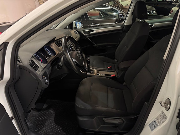 Volkswagen Golf-Serie 13 of 27