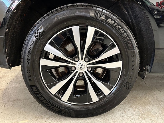 Volvo XC60 27 of 27