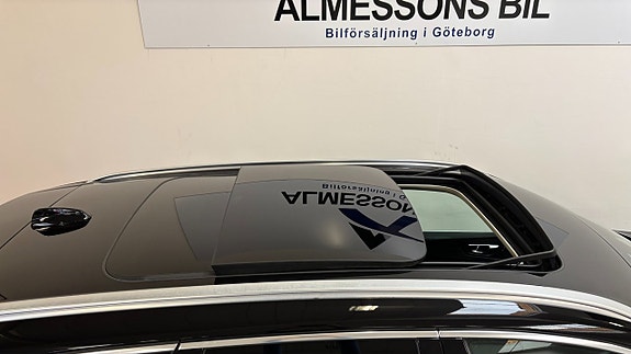 Volvo XC60 8 of 27