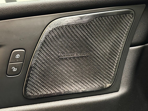 Volvo XC60 22 of 27