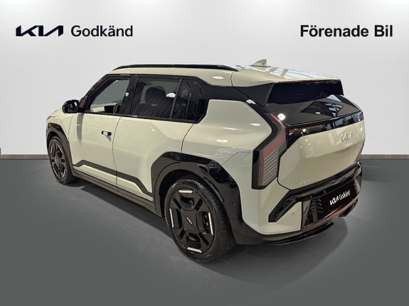 Kia EV3 5 of 17