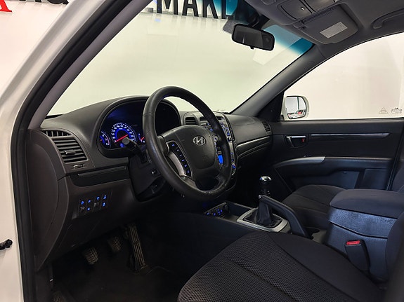 Hyundai Santa Fe 20 of 26