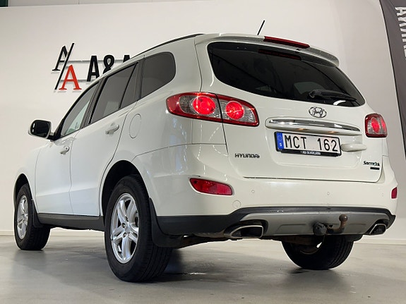 Hyundai Santa Fe 9 of 26