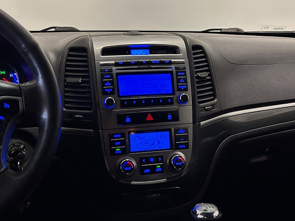 Hyundai Santa Fe 14 of 26
