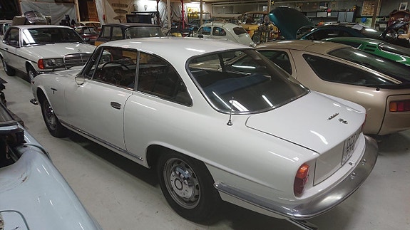 Alfa Romeo 2600 Sprint 2 of 7